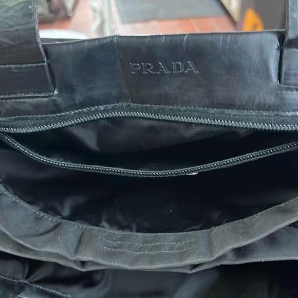 Black Prada nylon tote WITH matching wallet - Picture 8 of 12